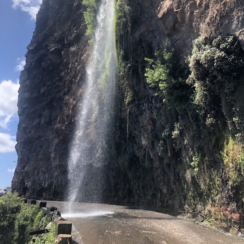 Cascata dos Anjos natuurlijke carwash Madeira