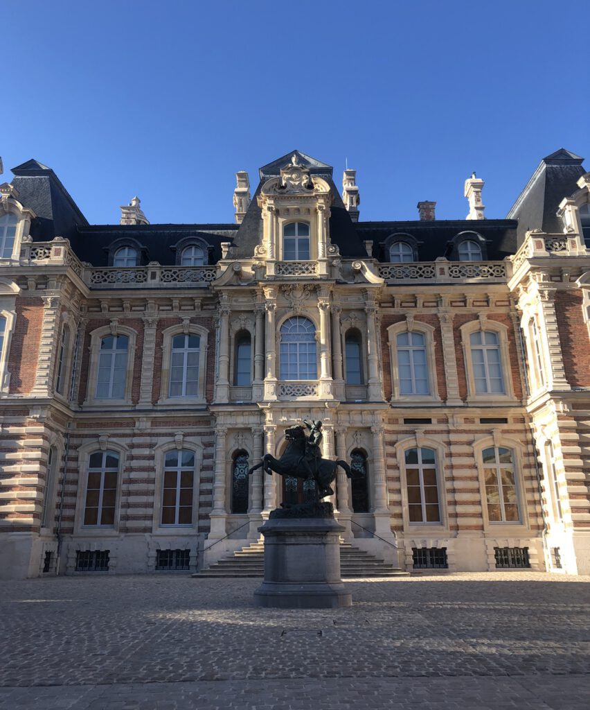 Avenue de Champagne Epernay